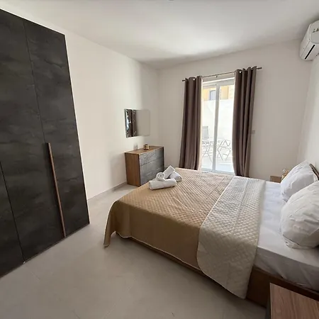 בית אירוח Hakuna Matata Is-Swieqi